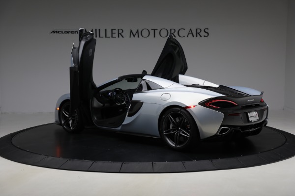 New 2020 McLaren 570S Spider Convertible for sale $256,990 at Alfa Romeo of Greenwich in Greenwich CT 06830 16