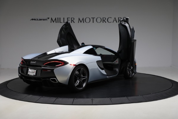 New 2020 McLaren 570S Spider Convertible for sale $256,990 at Alfa Romeo of Greenwich in Greenwich CT 06830 18