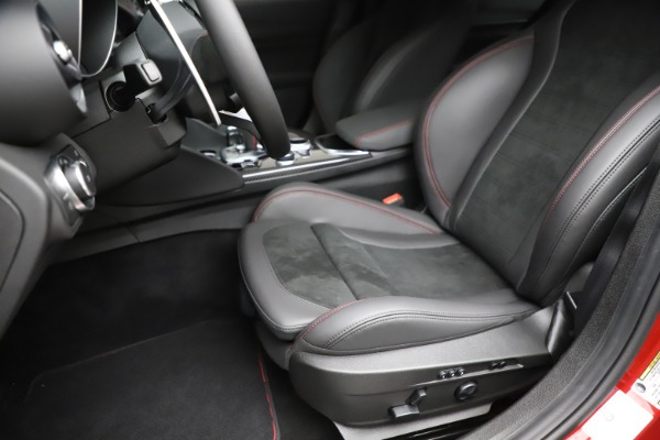 New 2020 Alfa Romeo Giulia Quadrifoglio for sale Sold at Alfa Romeo of Greenwich in Greenwich CT 06830 15