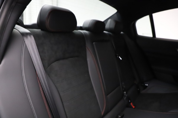 New 2020 Alfa Romeo Giulia Quadrifoglio for sale Sold at Alfa Romeo of Greenwich in Greenwich CT 06830 26