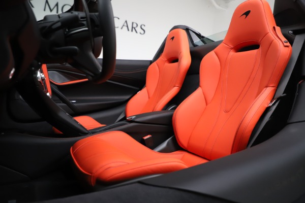 New 2020 McLaren 720S Spider Performance for sale Sold at Alfa Romeo of Greenwich in Greenwich CT 06830 21