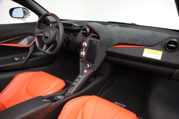 New 2020 McLaren 720S Spider Performance for sale Sold at Alfa Romeo of Greenwich in Greenwich CT 06830 23