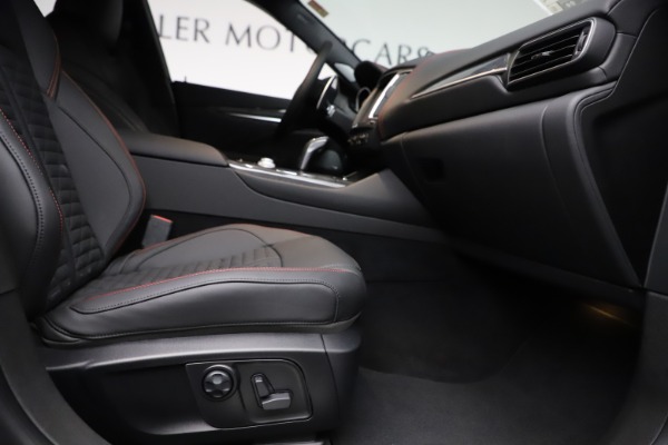 New 2019 Maserati Levante S GranSport for sale Sold at Alfa Romeo of Greenwich in Greenwich CT 06830 23