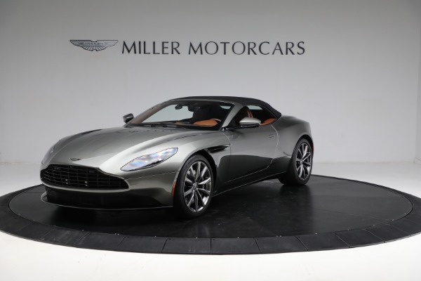 New 2020 Aston Martin DB11 Volante Convertible for sale $264,266 at Alfa Romeo of Greenwich in Greenwich CT 06830 14