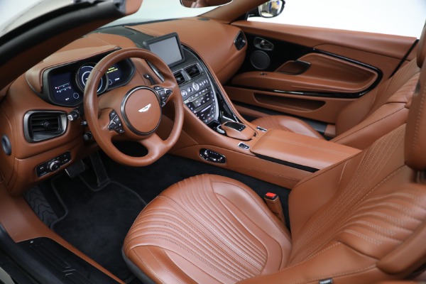 New 2020 Aston Martin DB11 Volante Convertible for sale $264,266 at Alfa Romeo of Greenwich in Greenwich CT 06830 21