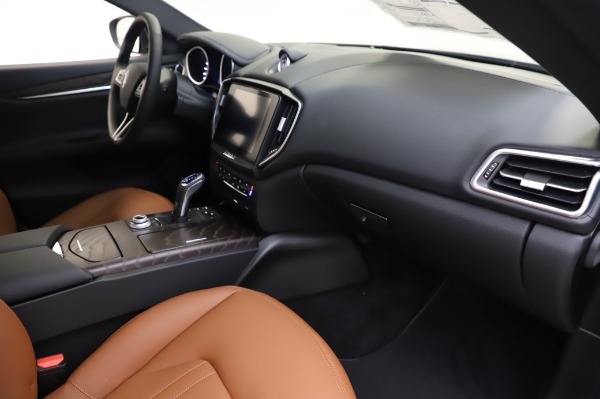 New 2020 Maserati Ghibli S Q4 for sale Sold at Alfa Romeo of Greenwich in Greenwich CT 06830 22