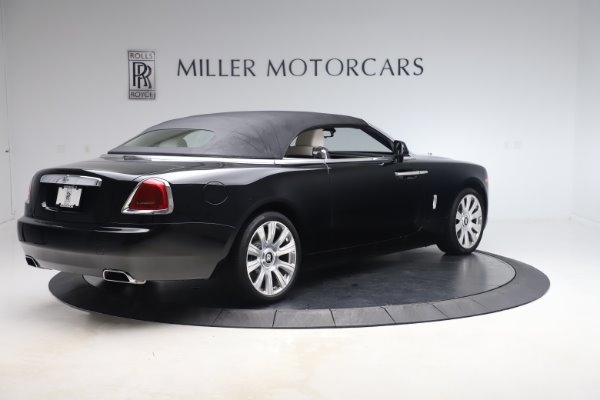 Used 2017 Rolls-Royce Dawn for sale Sold at Alfa Romeo of Greenwich in Greenwich CT 06830 15