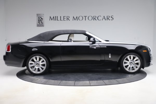 Used 2017 Rolls-Royce Dawn for sale Sold at Alfa Romeo of Greenwich in Greenwich CT 06830 16