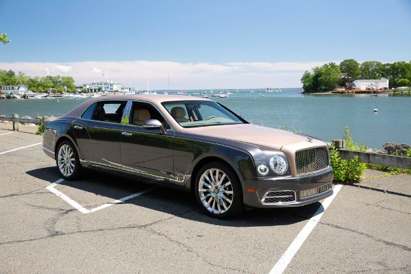 Used 2017 Bentley Mulsanne EWB for sale Sold at Alfa Romeo of Greenwich in Greenwich CT 06830 10