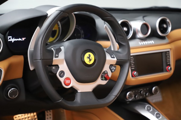 Used 2017 Ferrari California T for sale Sold at Alfa Romeo of Greenwich in Greenwich CT 06830 21