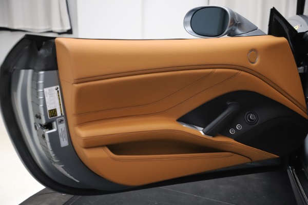 Used 2017 Ferrari California T for sale Sold at Alfa Romeo of Greenwich in Greenwich CT 06830 22