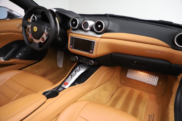 Used 2017 Ferrari California T for sale Sold at Alfa Romeo of Greenwich in Greenwich CT 06830 24