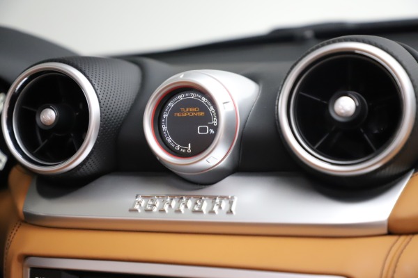 Used 2017 Ferrari California T for sale Sold at Alfa Romeo of Greenwich in Greenwich CT 06830 28