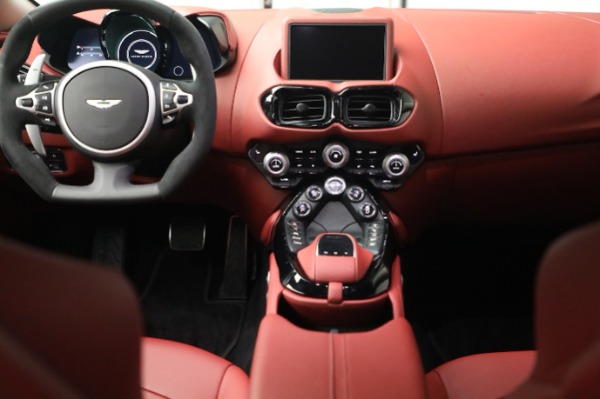 Used 2020 Aston Martin Vantage for sale Sold at Alfa Romeo of Greenwich in Greenwich CT 06830 22