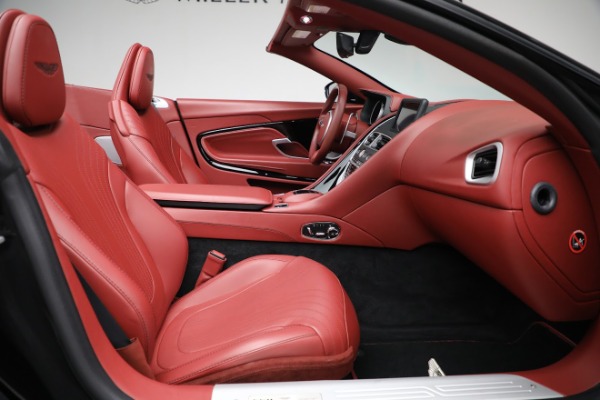 Used 2020 Aston Martin DB11 Volante for sale $189,900 at Alfa Romeo of Greenwich in Greenwich CT 06830 25