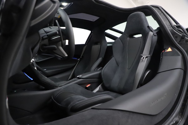 Used 2020 McLaren 720S Performance for sale $279,900 at Alfa Romeo of Greenwich in Greenwich CT 06830 22