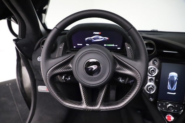 New 2020 McLaren 720S Coupe for sale $347,550 at Alfa Romeo of Greenwich in Greenwich CT 06830 22
