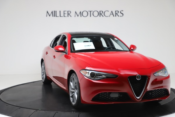 New 2020 Alfa Romeo Giulia Q4 for sale Sold at Alfa Romeo of Greenwich in Greenwich CT 06830 11