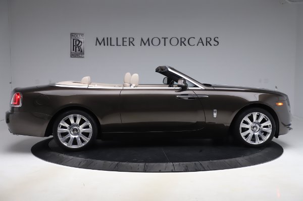 Used 2017 Rolls-Royce Dawn for sale $248,900 at Alfa Romeo of Greenwich in Greenwich CT 06830 8