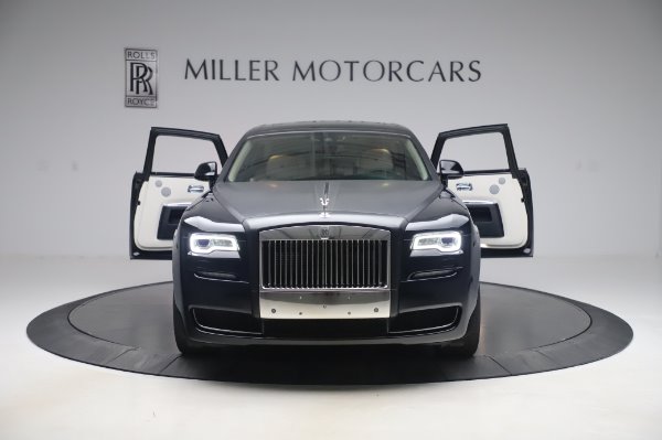 Used 2015 Rolls-Royce Ghost Base for sale Sold at Alfa Romeo of Greenwich in Greenwich CT 06830 11
