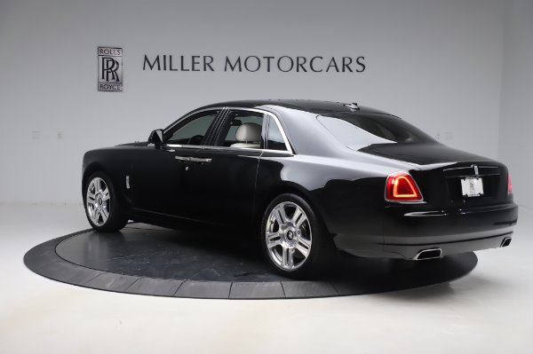 Used 2015 Rolls-Royce Ghost for sale $156,900 at Alfa Romeo of Greenwich in Greenwich CT 06830 5