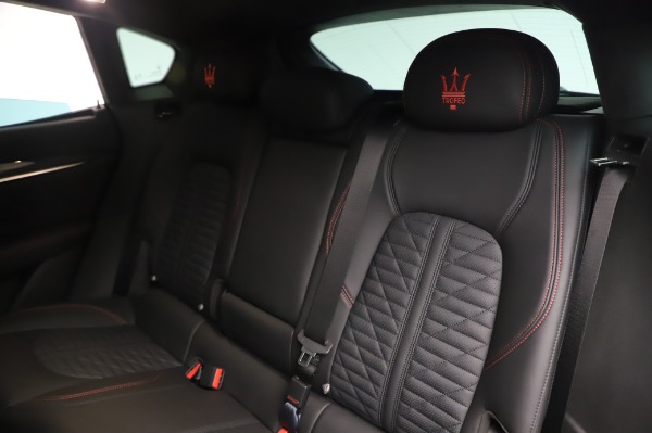 Used 2019 Maserati Levante Trofeo for sale $45,900 at Alfa Romeo of Greenwich in Greenwich CT 06830 17