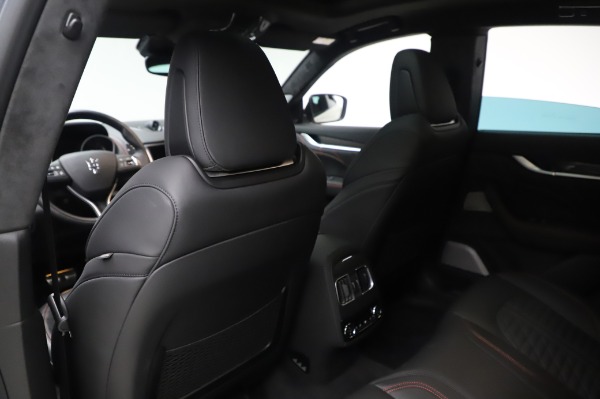 Used 2019 Maserati Levante Trofeo for sale $45,900 at Alfa Romeo of Greenwich in Greenwich CT 06830 19