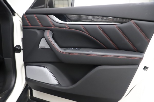Used 2019 Maserati Levante Trofeo for sale $45,900 at Alfa Romeo of Greenwich in Greenwich CT 06830 24