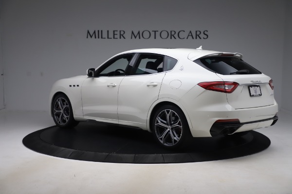 Used 2019 Maserati Levante Trofeo for sale $45,900 at Alfa Romeo of Greenwich in Greenwich CT 06830 3