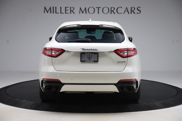 Used 2019 Maserati Levante Trofeo for sale $45,900 at Alfa Romeo of Greenwich in Greenwich CT 06830 5