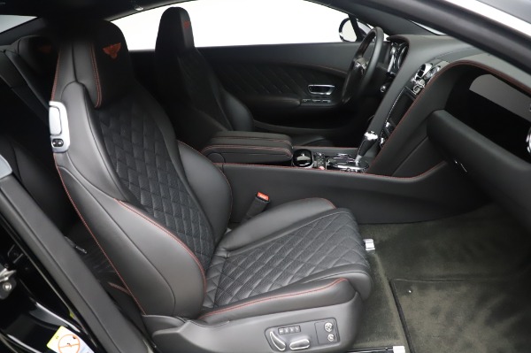 Used 2017 Bentley Continental GT V8 S for sale $155,900 at Alfa Romeo of Greenwich in Greenwich CT 06830 23