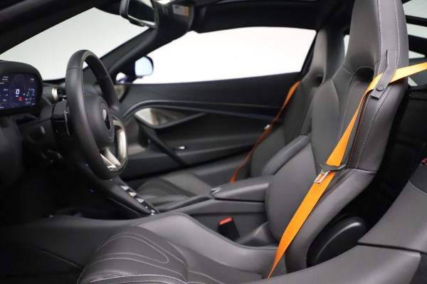 Used 2018 McLaren 720S Luxury for sale Sold at Alfa Romeo of Greenwich in Greenwich CT 06830 17