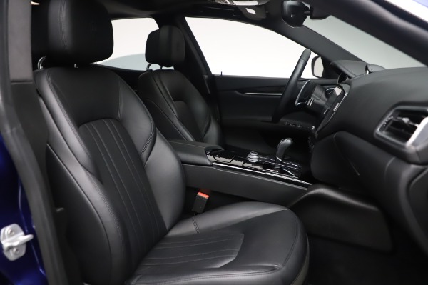 Used 2017 Maserati Ghibli S Q4 for sale Sold at Alfa Romeo of Greenwich in Greenwich CT 06830 20