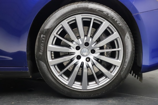 Used 2017 Maserati Ghibli S Q4 for sale Sold at Alfa Romeo of Greenwich in Greenwich CT 06830 25
