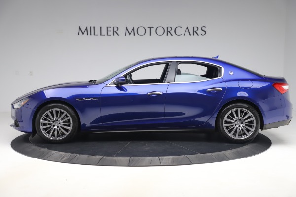 Used 2017 Maserati Ghibli S Q4 for sale Sold at Alfa Romeo of Greenwich in Greenwich CT 06830 3