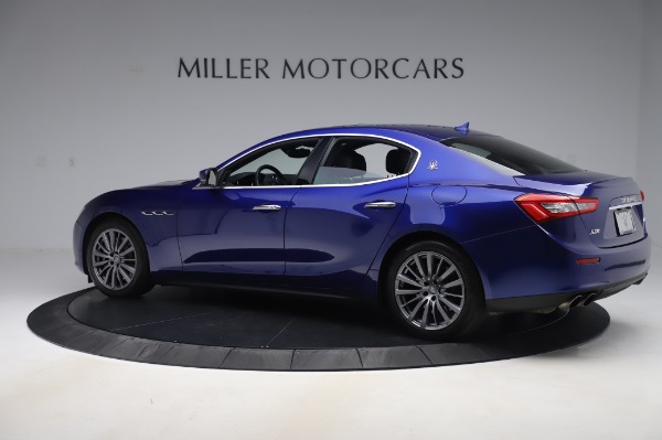 Used 2017 Maserati Ghibli S Q4 for sale Sold at Alfa Romeo of Greenwich in Greenwich CT 06830 4