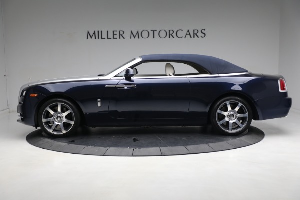 Used 2017 Rolls-Royce Dawn for sale Sold at Alfa Romeo of Greenwich in Greenwich CT 06830 15