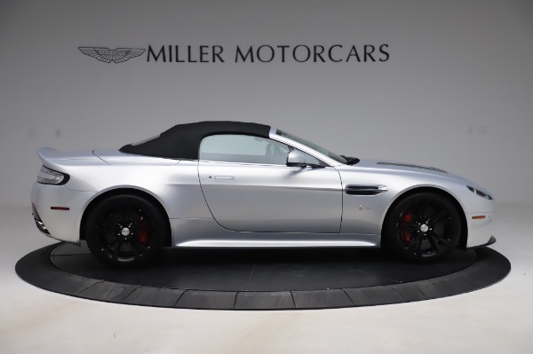 Used 2017 Aston Martin V12 Vantage S Roadster for sale Sold at Alfa Romeo of Greenwich in Greenwich CT 06830 17