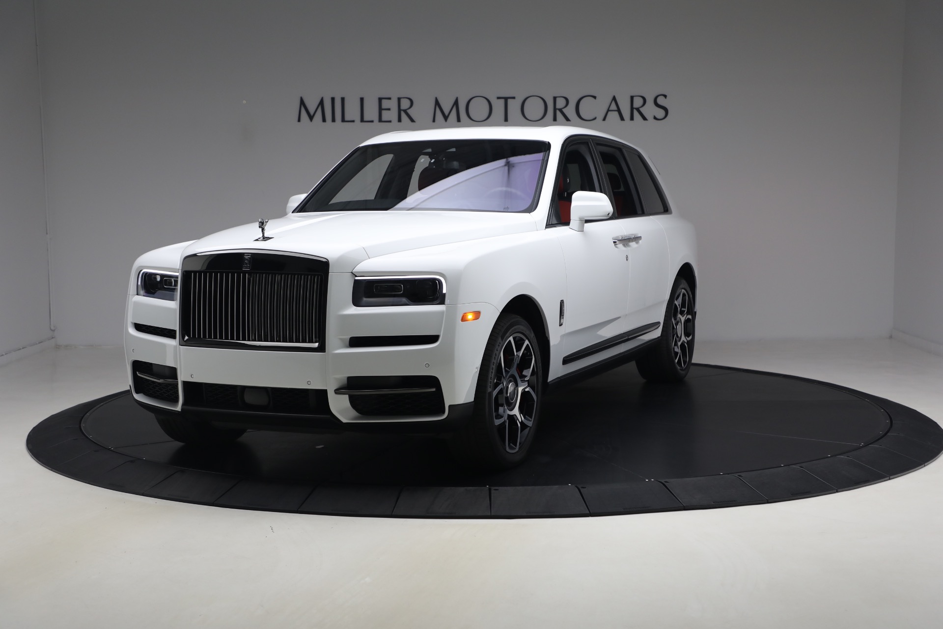Used 2020 Rolls-Royce Cullinan Black Badge for sale $299,900 at Alfa Romeo of Greenwich in Greenwich CT 06830 1