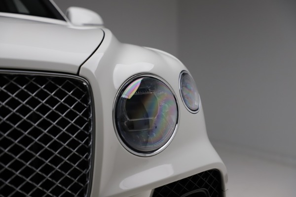 New 2021 Bentley Bentayga V8 for sale Sold at Alfa Romeo of Greenwich in Greenwich CT 06830 15