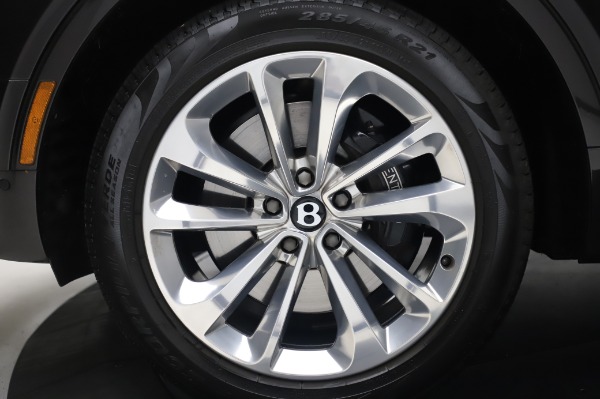 Used 2017 Bentley Bentayga W12 for sale $138,900 at Alfa Romeo of Greenwich in Greenwich CT 06830 15