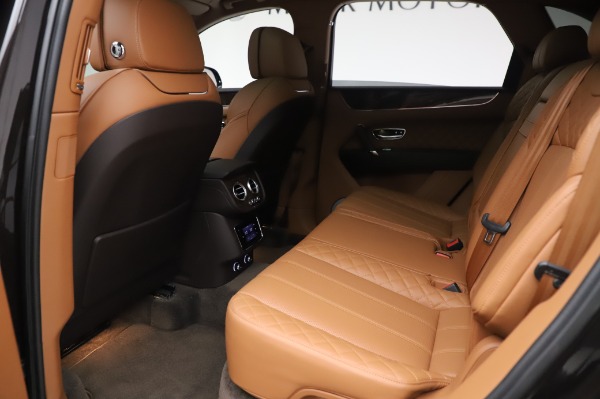 Used 2017 Bentley Bentayga W12 for sale $138,900 at Alfa Romeo of Greenwich in Greenwich CT 06830 20