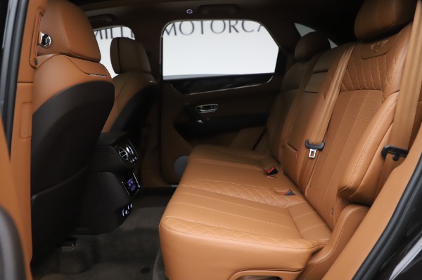 Used 2017 Bentley Bentayga W12 for sale $138,900 at Alfa Romeo of Greenwich in Greenwich CT 06830 22