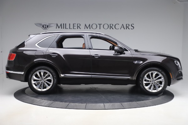 Used 2017 Bentley Bentayga W12 for sale $138,900 at Alfa Romeo of Greenwich in Greenwich CT 06830 9