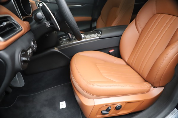 New 2020 Maserati Ghibli S Q4 for sale $87,285 at Alfa Romeo of Greenwich in Greenwich CT 06830 15