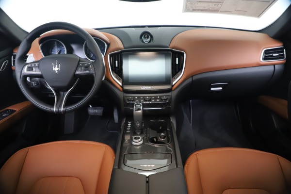 New 2020 Maserati Ghibli S Q4 for sale $87,285 at Alfa Romeo of Greenwich in Greenwich CT 06830 16