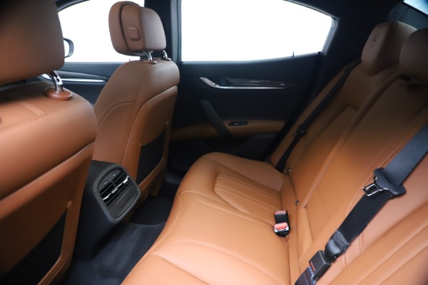 New 2020 Maserati Ghibli S Q4 for sale Sold at Alfa Romeo of Greenwich in Greenwich CT 06830 19