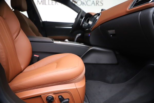 New 2020 Maserati Ghibli S Q4 for sale $87,285 at Alfa Romeo of Greenwich in Greenwich CT 06830 23