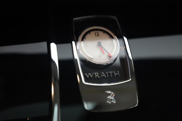 Used 2014 Rolls-Royce Wraith for sale Sold at Alfa Romeo of Greenwich in Greenwich CT 06830 25