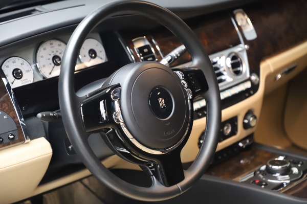 Used 2016 Rolls-Royce Ghost for sale Sold at Alfa Romeo of Greenwich in Greenwich CT 06830 17